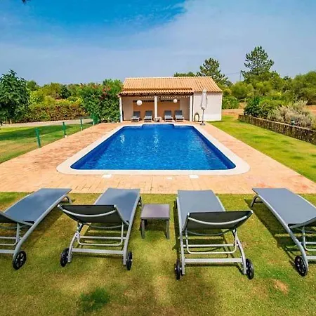Sleeps 8 With Pool Air Con And Wifi Almancil